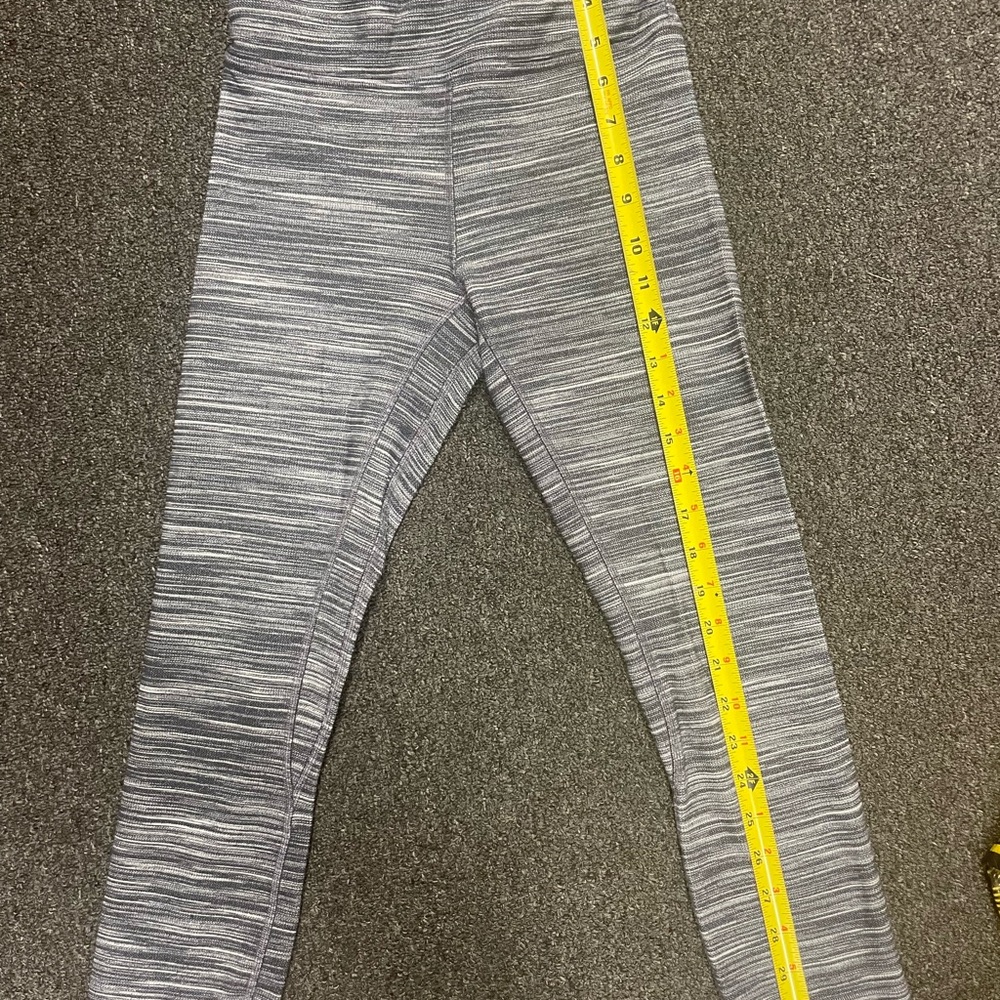 🖤Lululemon  Align Cropped Dark Grey High-Waisted Performance size 4 Looks new - Picture 9 of 11
